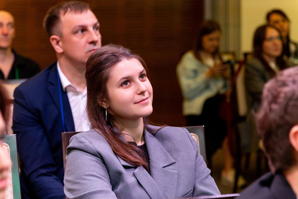 Закупка сырья через стратегических партнеров и готовое сезонное меню подтверждают, что MYBOX — это выгодная франшиза ресторана, которая берет на себя операционную рутину и позволяет партнеру сосредоточиться на прибыли.