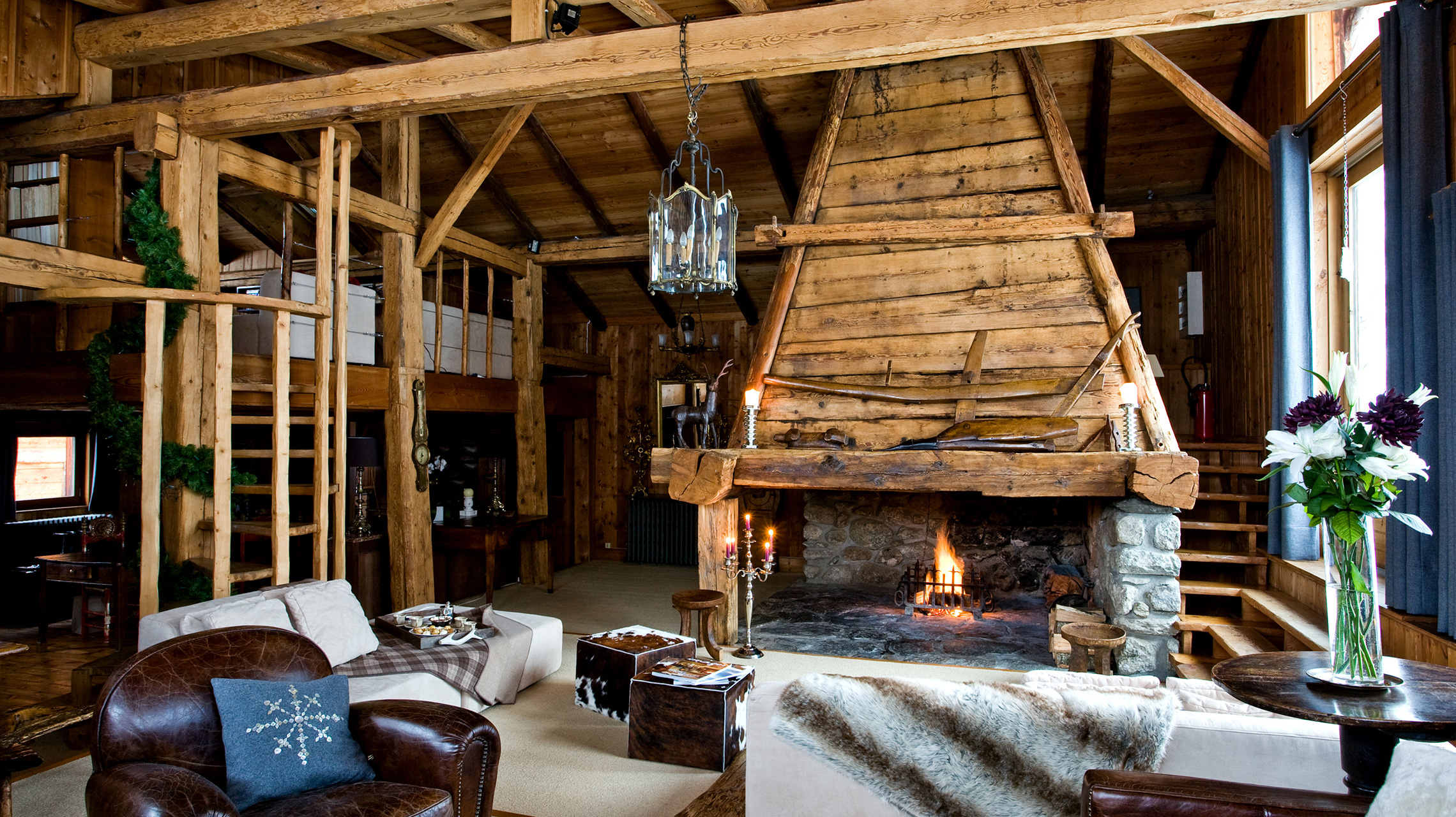 Интерьер дома в стиле Шале: Как создать альпийскую сказку? 210+ Фото дизайна изнутри и снаружи