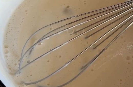 Приготовление блинов с маком на молоке: шаг 3