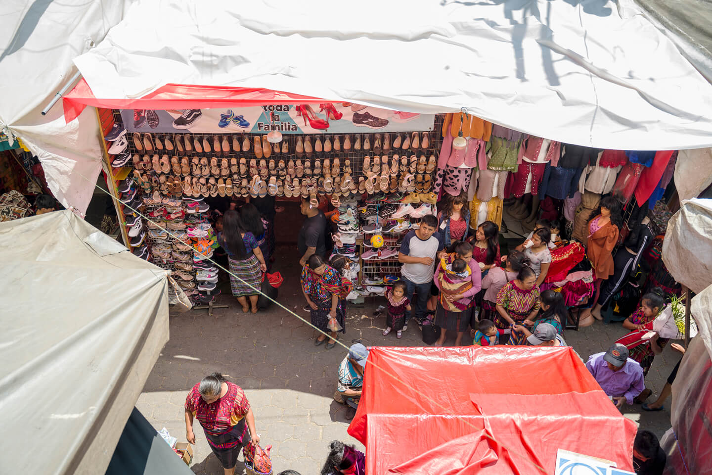 Чичикастенанго, департамент Киче, племя киче, 2024. Фото: Фернандо Моралес.