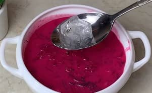 Приготовление холодного свекольника на кефире: шаг 20