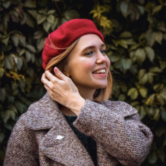 Настя Игнатенко - Преподаватель по английскому в школе Prolanguages