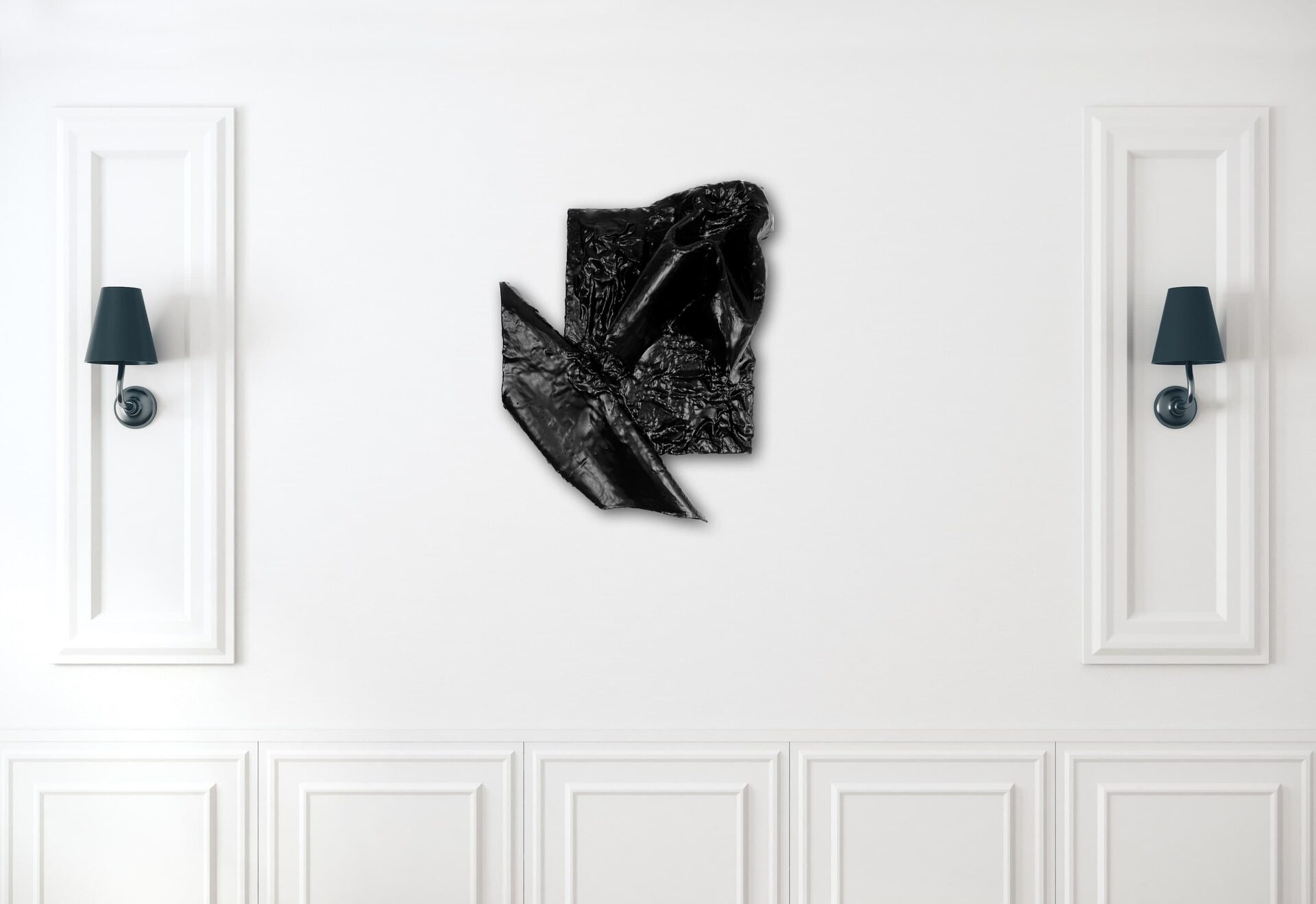 Арт объект картина на белой стене