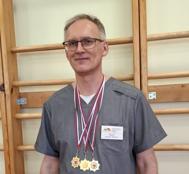 Евгений Уткин