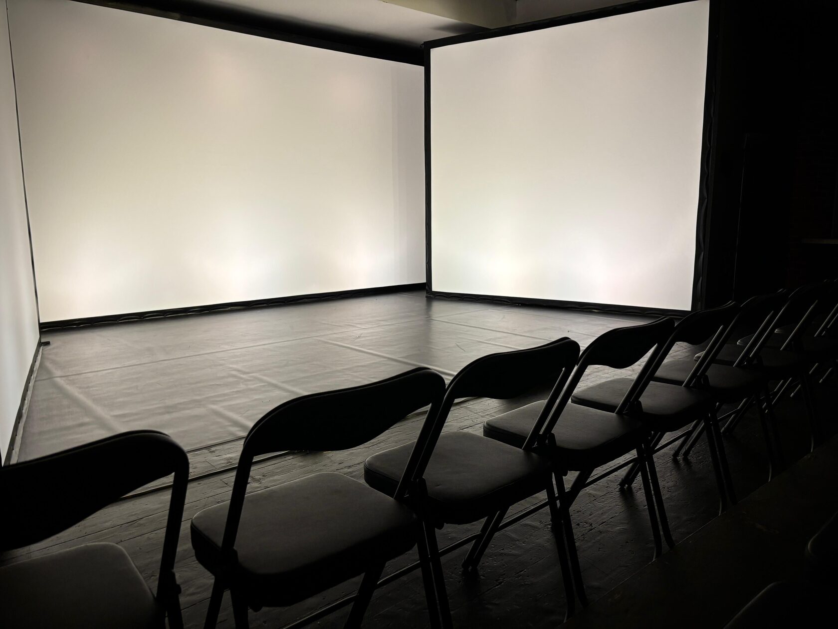 Театр Наций представляет сказки для взрослой аудитории