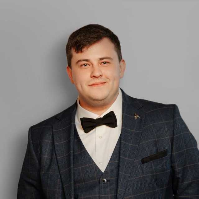 Руководитель отдела развития SMOKESTAR Пологрудов Денис