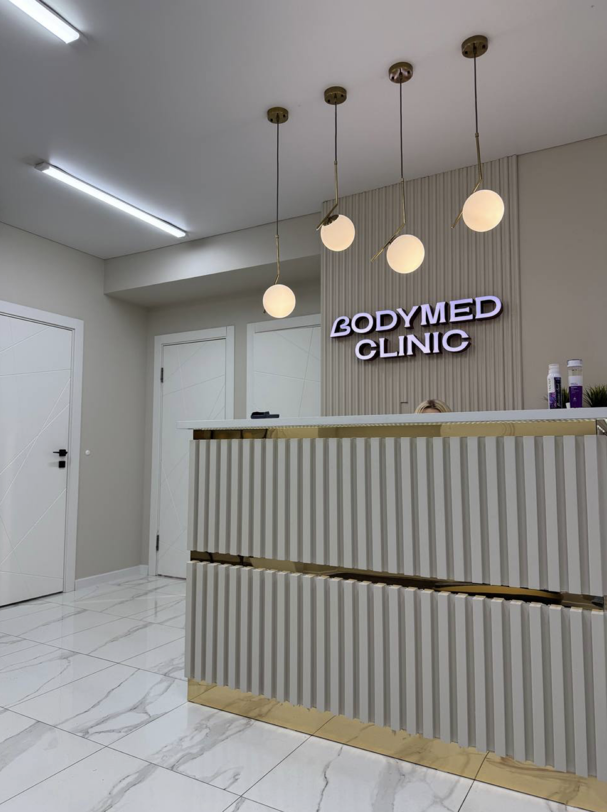 Ресепшн клиники эстетической медицины BODYMED CLINIC