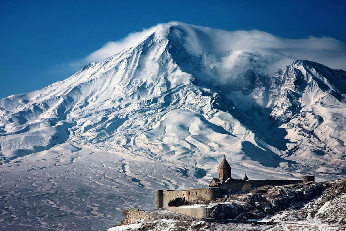 Хор Вирап Армения зимой