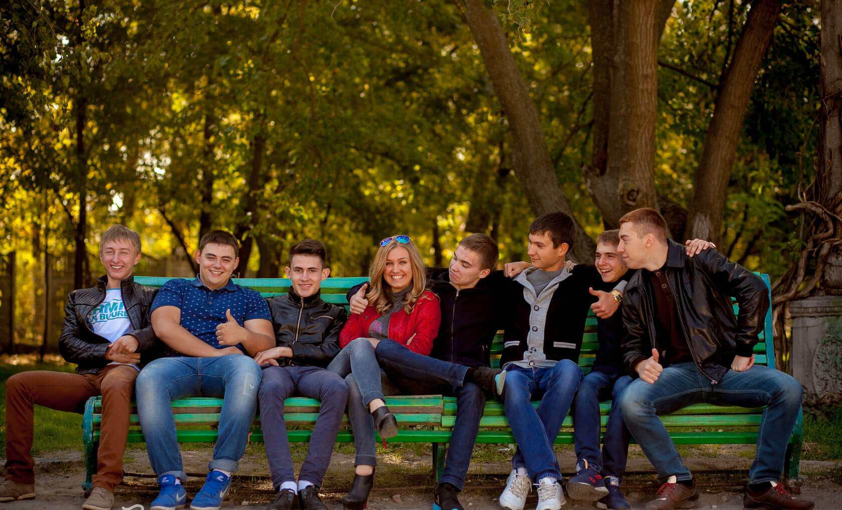 Делаем выпускные альбомы для 11 класса. Выезд фотографа!