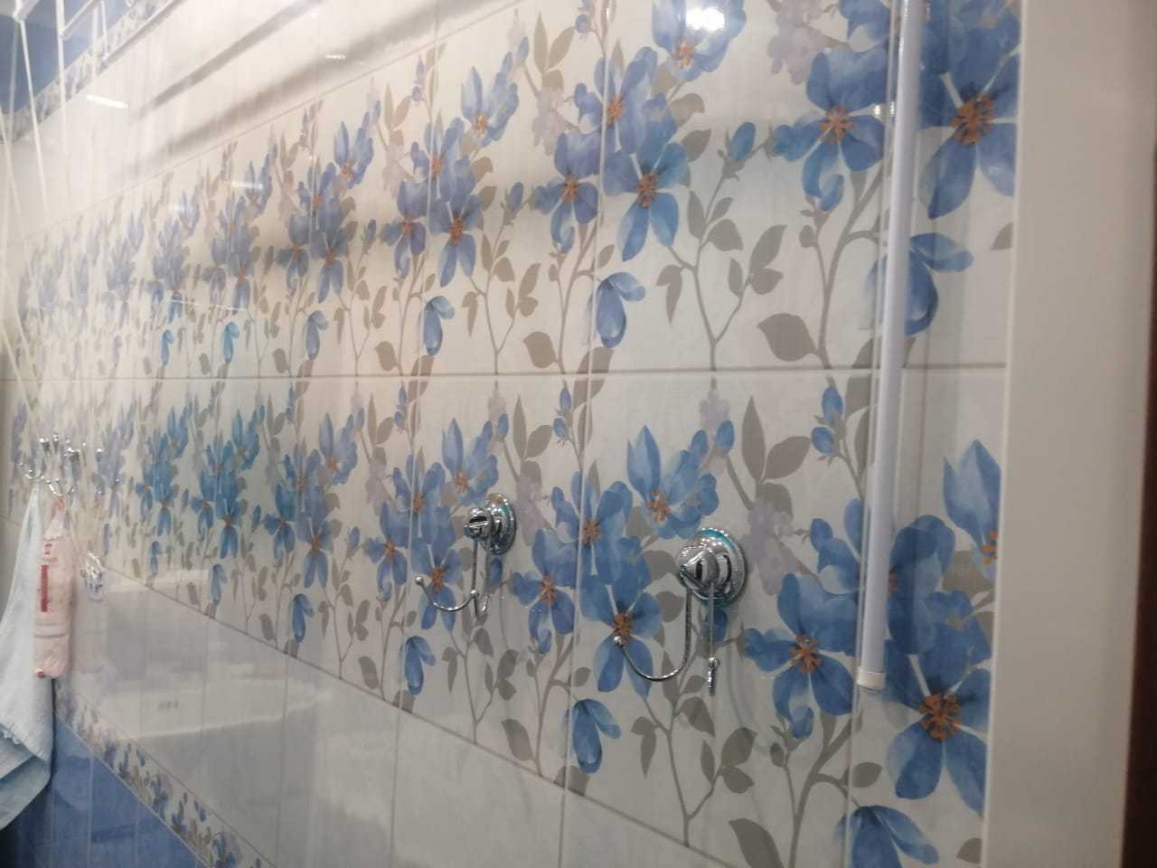 ПВХ панели для стен в ванную комнату голубые