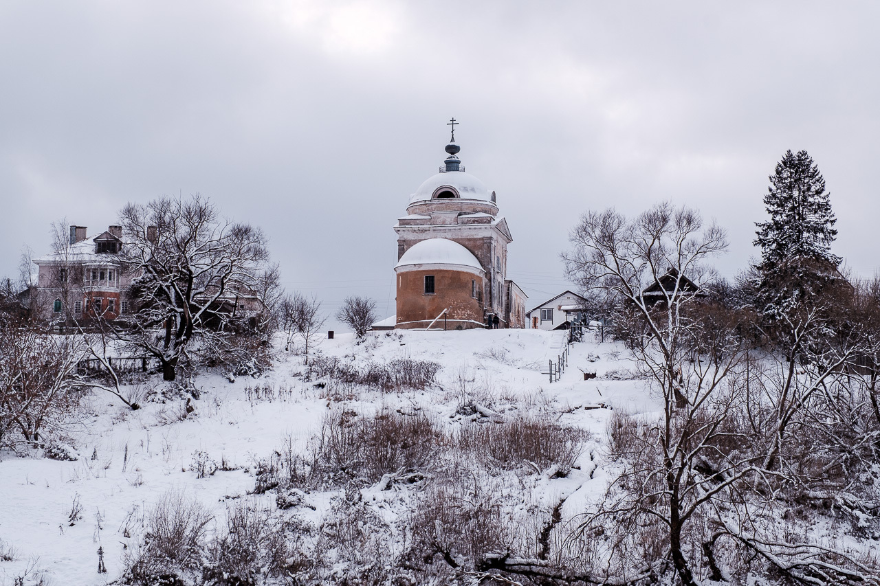 Воскресенская церковь.