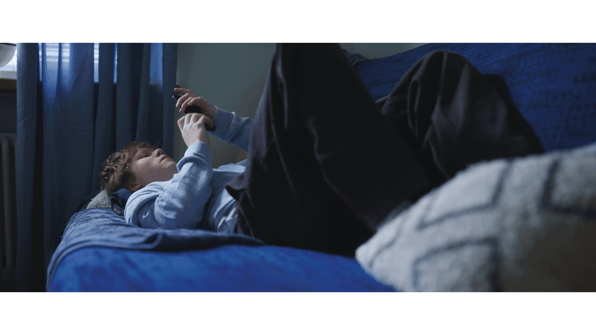 Кадр сериала без наложенного UI-интерфейса — до оверлея. Overlay before, no UI graphics