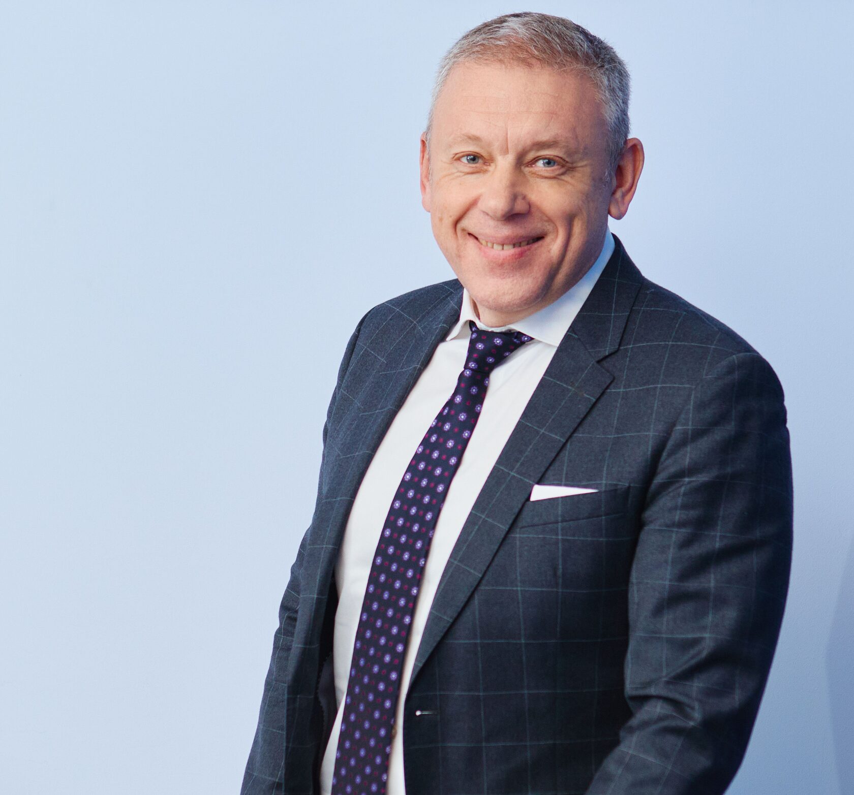ДМИТРИЙ МОХОВ, основатель Института остеопатии Санкт- Петербурга, президент Российской остеопатической ассоциации и главный внештатный специалист по остеопатии Минздрава РФ