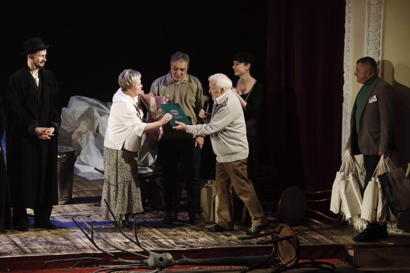 Собака с дамочкой в Серпухове 00004