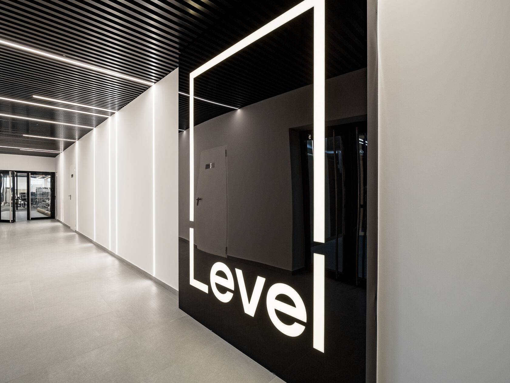 Level Group офис