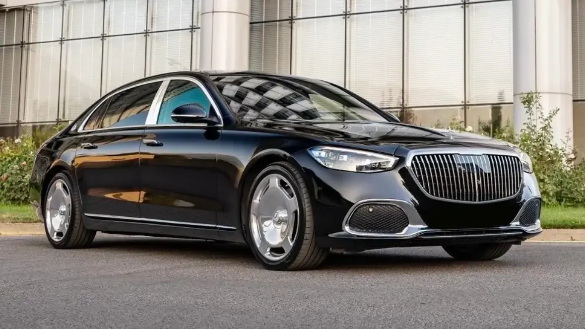 Седан бизнес класса для трансфера в Алматы