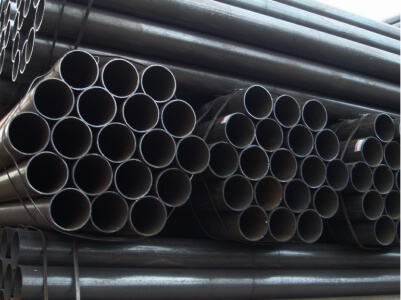 Предприятие по изготовлению стальных труб где работают на вилочных погрузчиках Hyundai