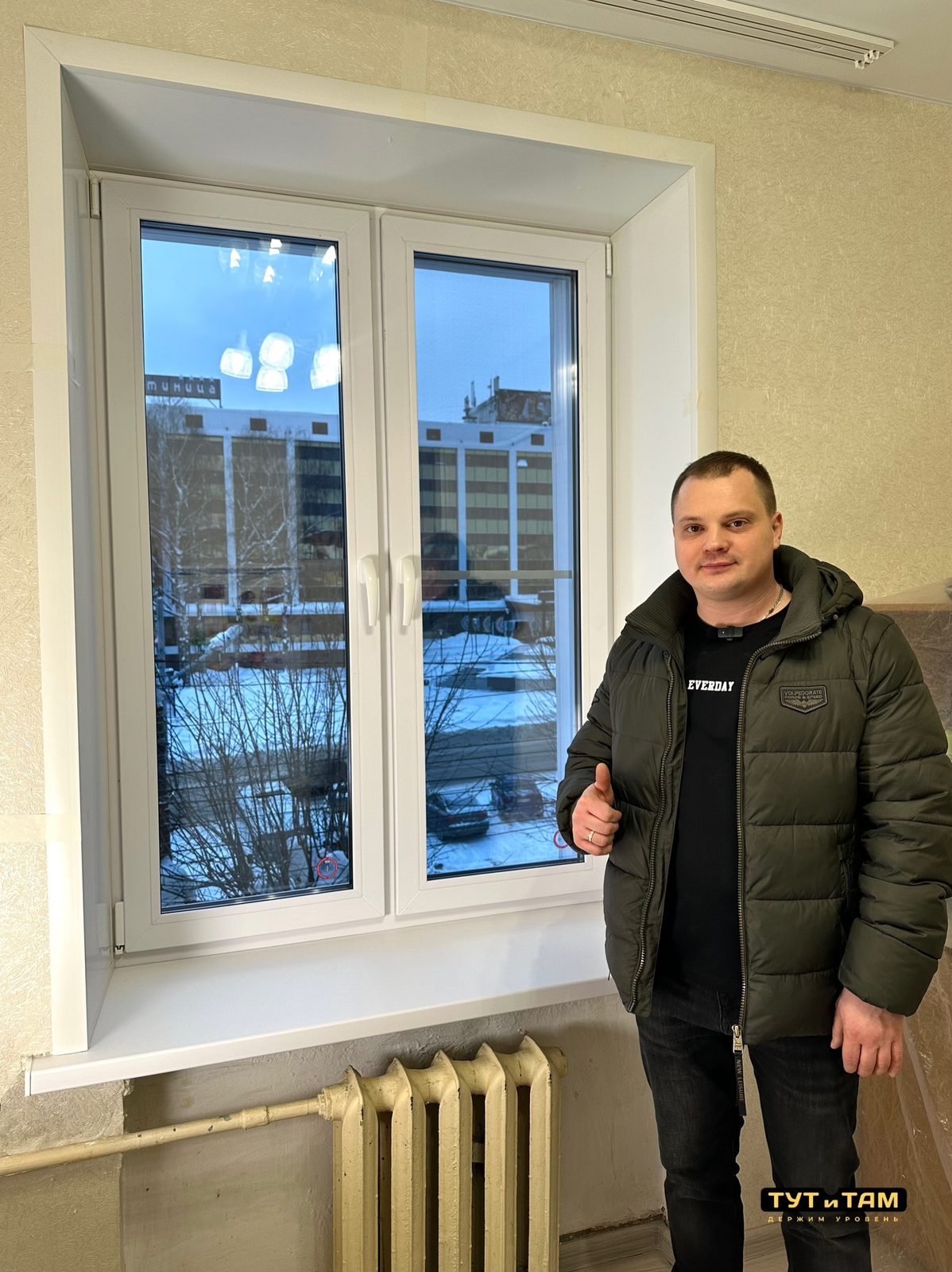 Белое окно с откосами — фото с объекта