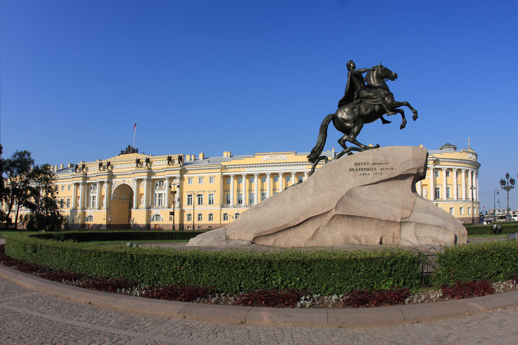 Площадь декабристов санкт петербург