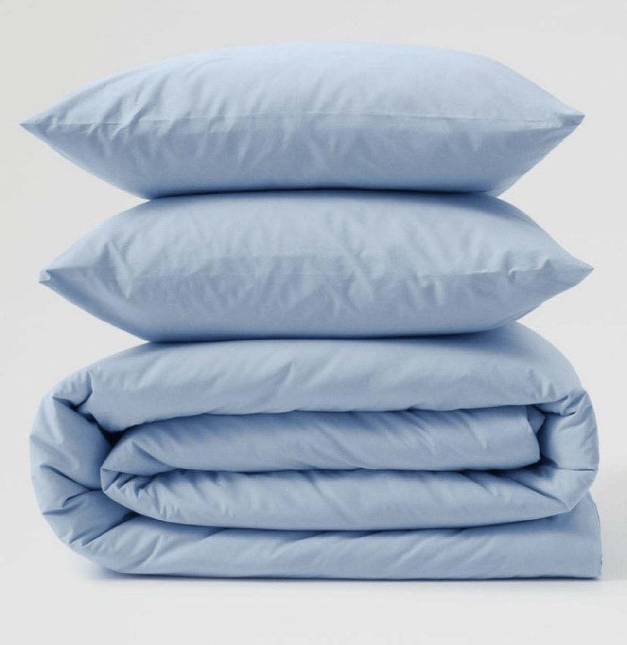 Небесно голубой