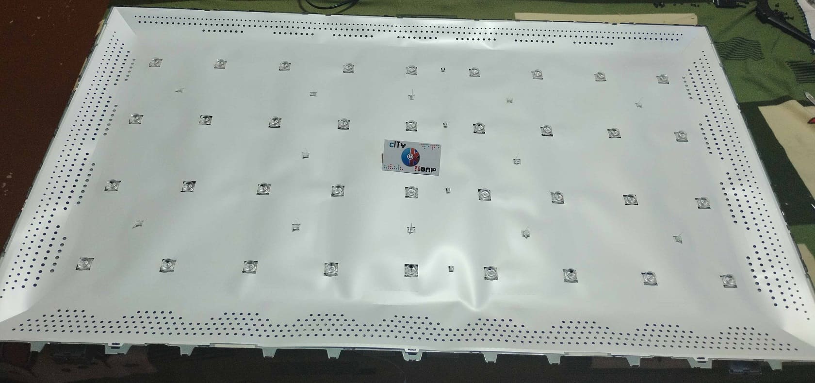 Замена подсветки телевизоров в Балаково - замена OLED, MiniLed, QLED, Direct Led, Edge Led, ламп подсветки, ремонт лазера телевизоров