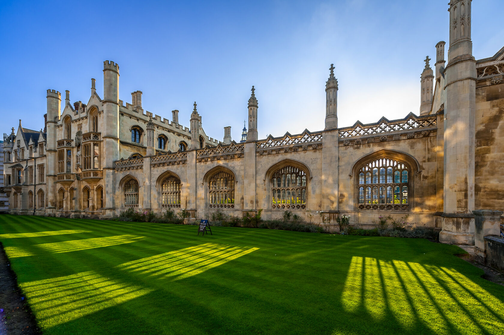 Cambridge university фото