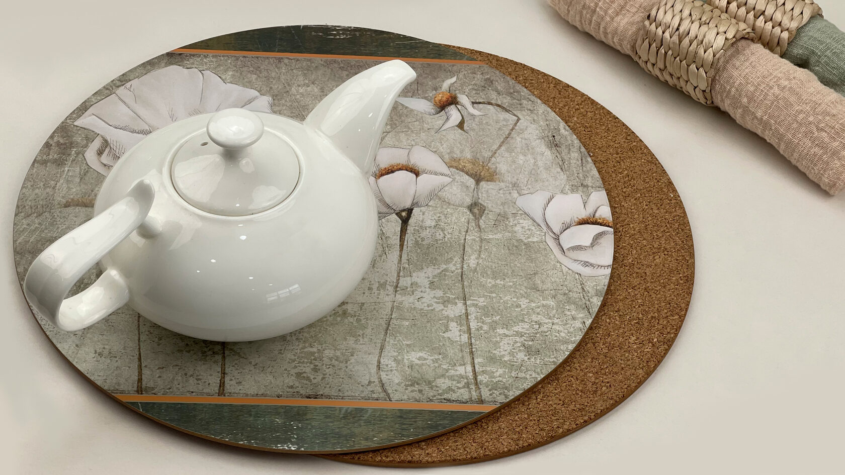 Салфетки сервировочные круглые из пробки "Белые маки"