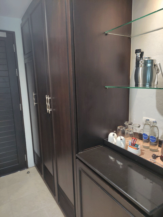 коридор в номере