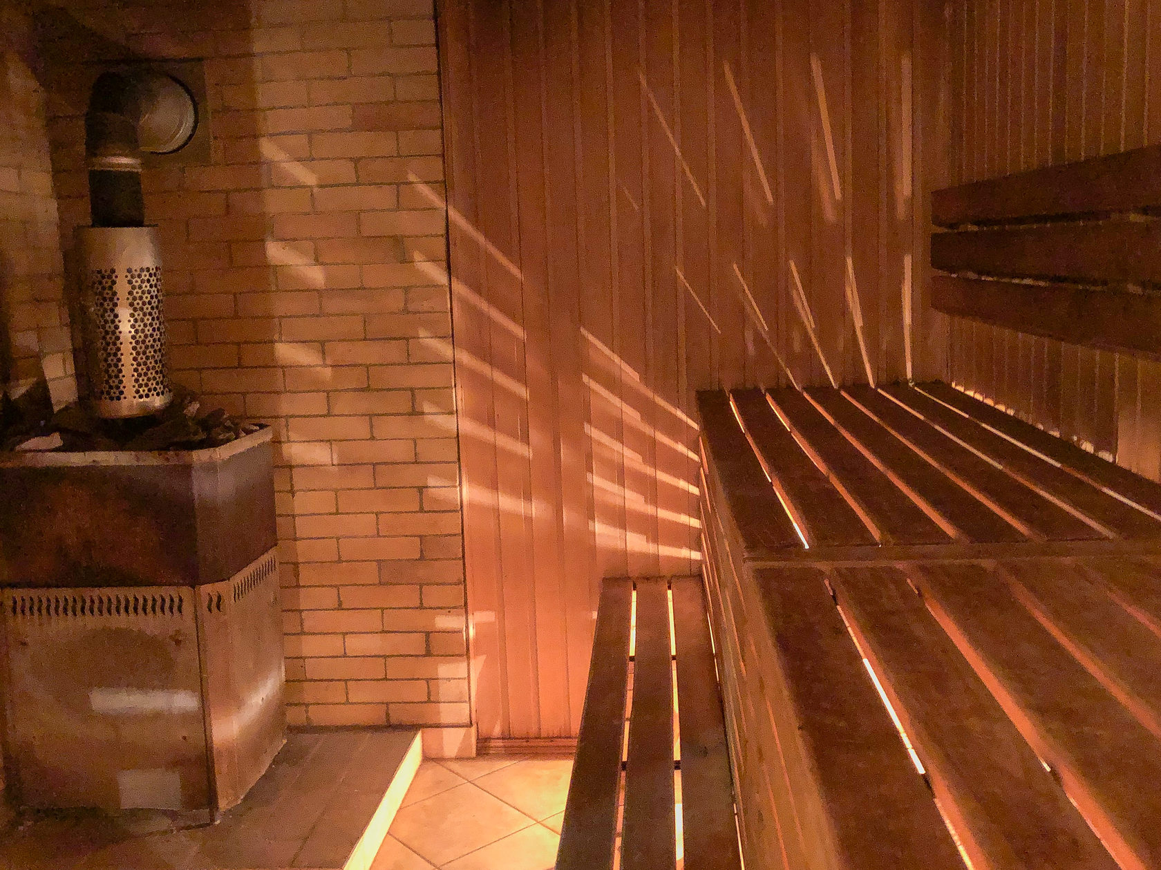 Лучшая русская баня на дровах с бассейном в Ростове-на-Дону по низким ценам 