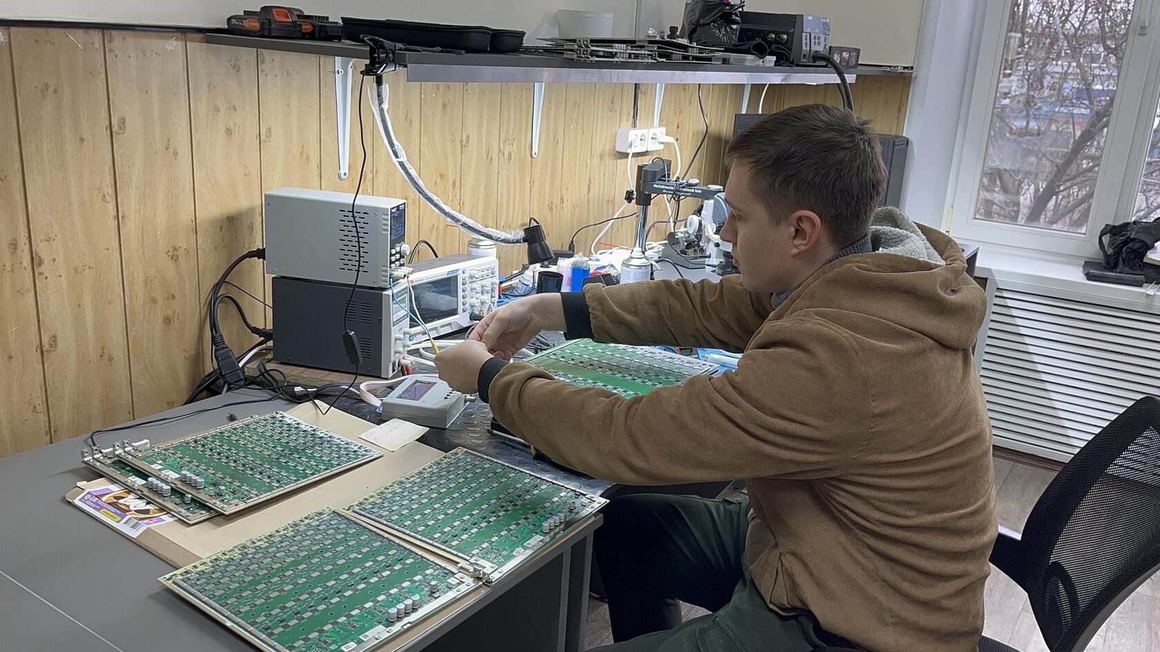 Поиск неисправности на хешплате майнера ASIC