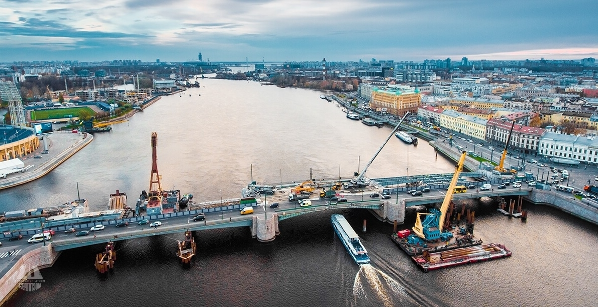 Хозяйство петербурга. Тучков мост Санкт-Петербург. Тучков мост в Петербурге. Тучков мост Питер панорама. Мост на реконструкции СПБ.