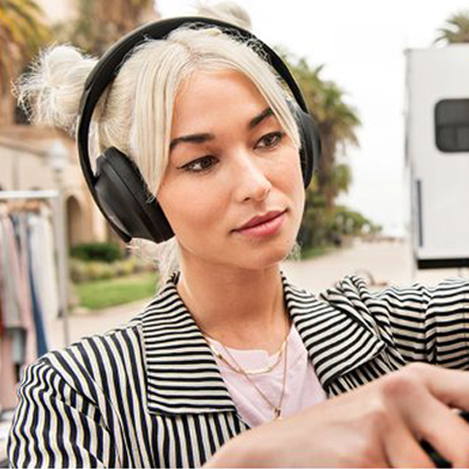 Bose Noise Cancelling 700