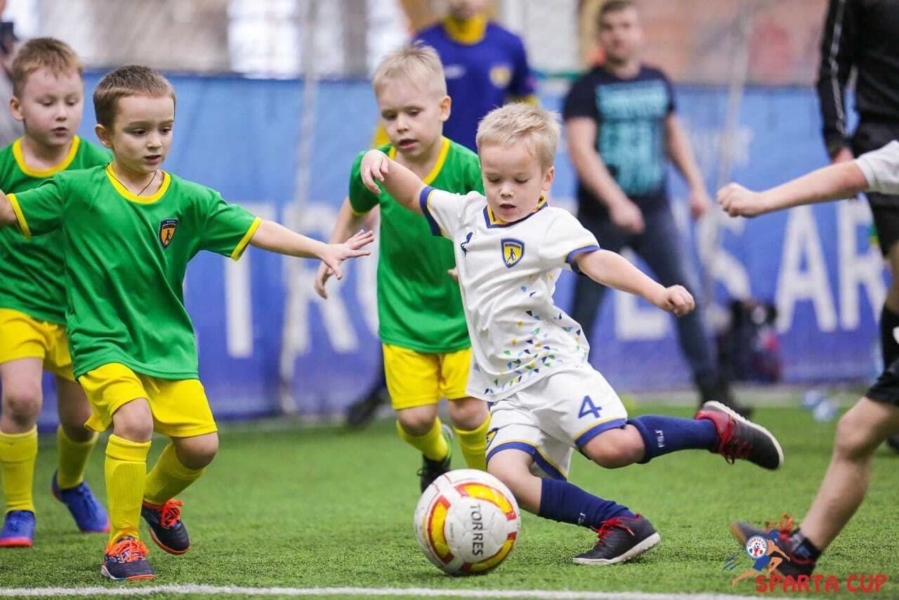 Юниор эмблема. Логотип футбольного клуба юниор. Юниор футбольная школа эмблема. Фш юниор. Форма юниор футбол.