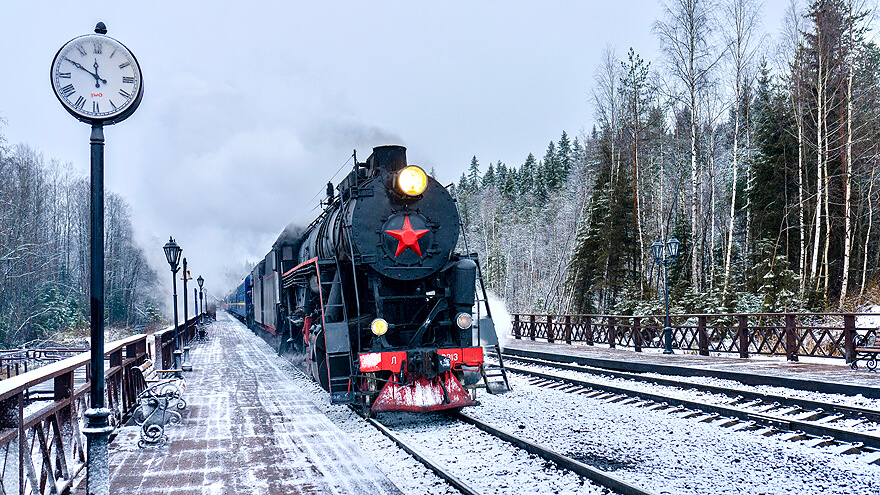туристический поезд Рускеальский экспресс