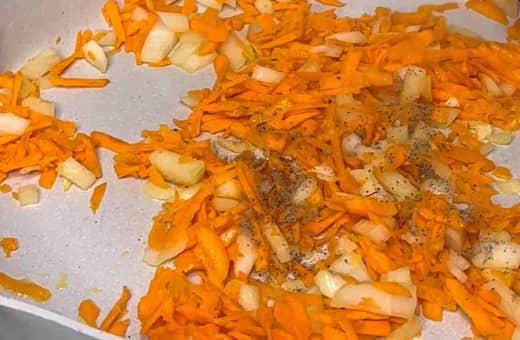 Приготовление печеночного торта из куриной печени: шаг 8