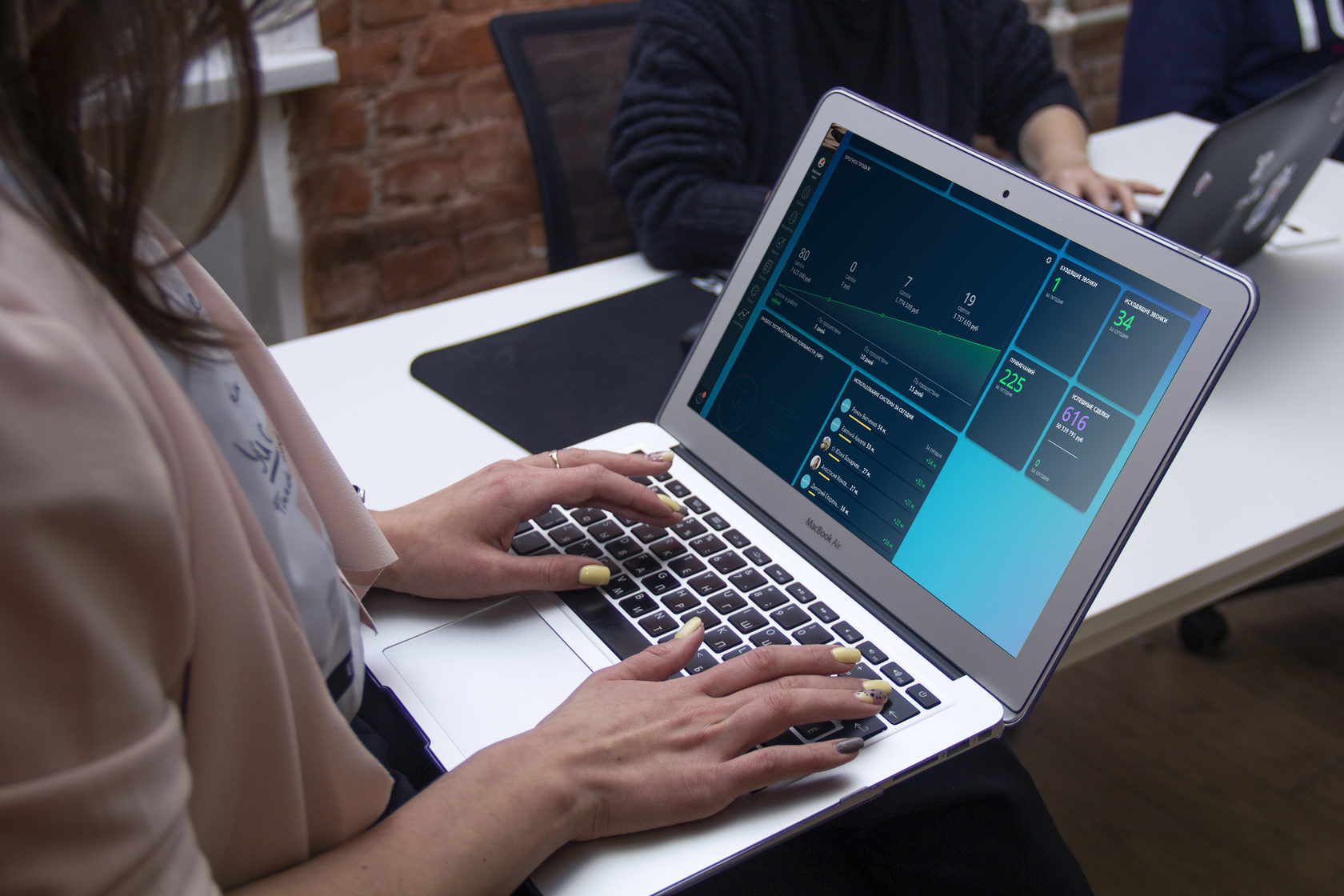 Вебинары сентябрь. AMOCRM обучение. Simsale. Фон современный it технологии AMOCRM. Js developers steps HD.