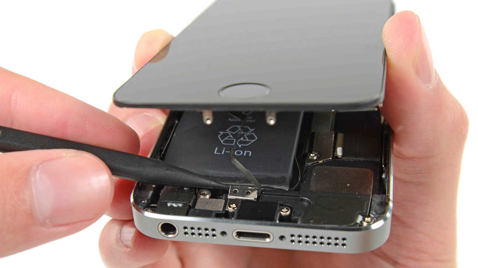 Замена дисплейного модуля iPhone 5