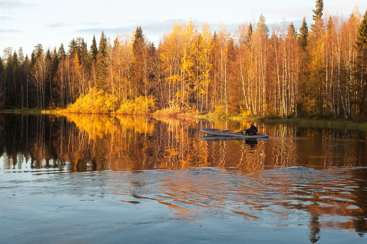 Осенняя река Карелия