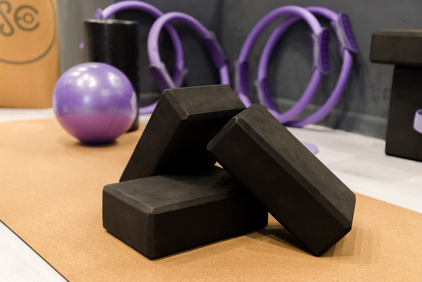 Hot Yogalates & Stretch — Горячая растяжка в Москве