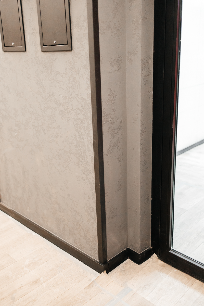 Купить металлические плинтуса – цена от производителя