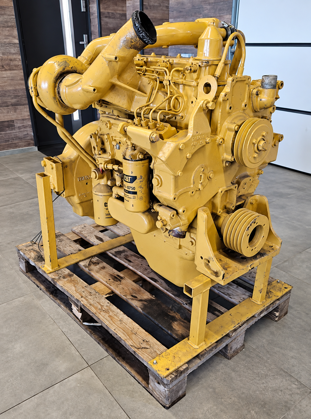 Дизельный двигатель Caterpillar 3204