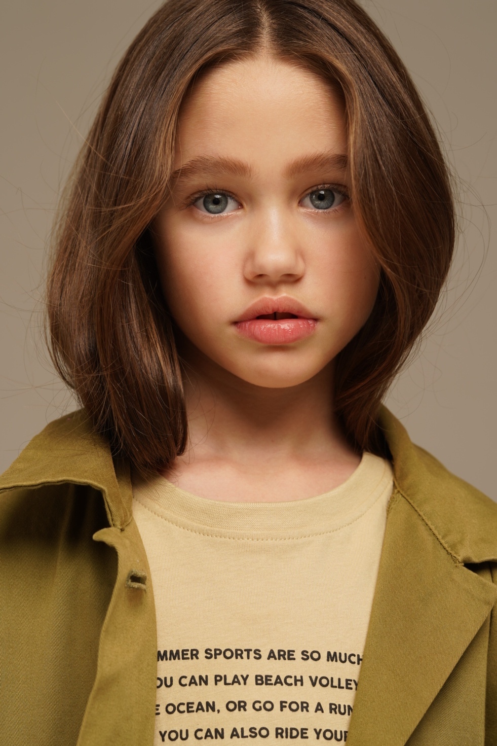 KIDSDIVISION Models - Anya
