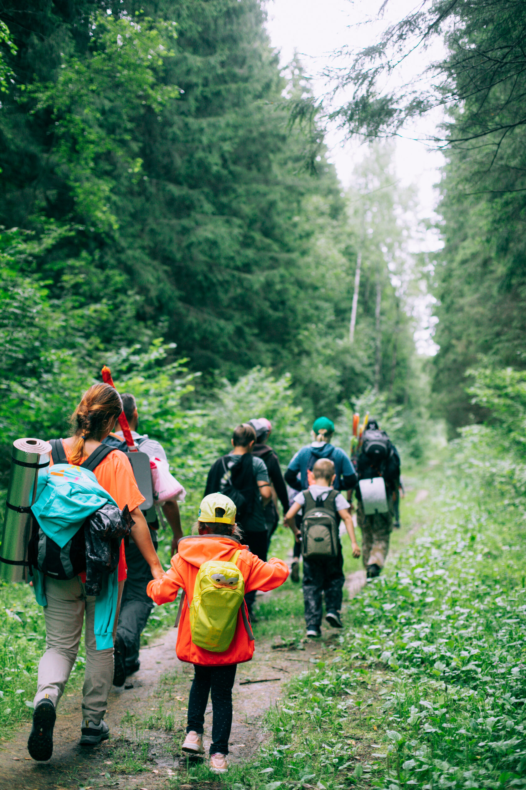 Куда сходить в поход с детьми. Куда сходить в поход с детьми. Туристический поход с детьми. Дети в походе. Туристический поход с детьми.