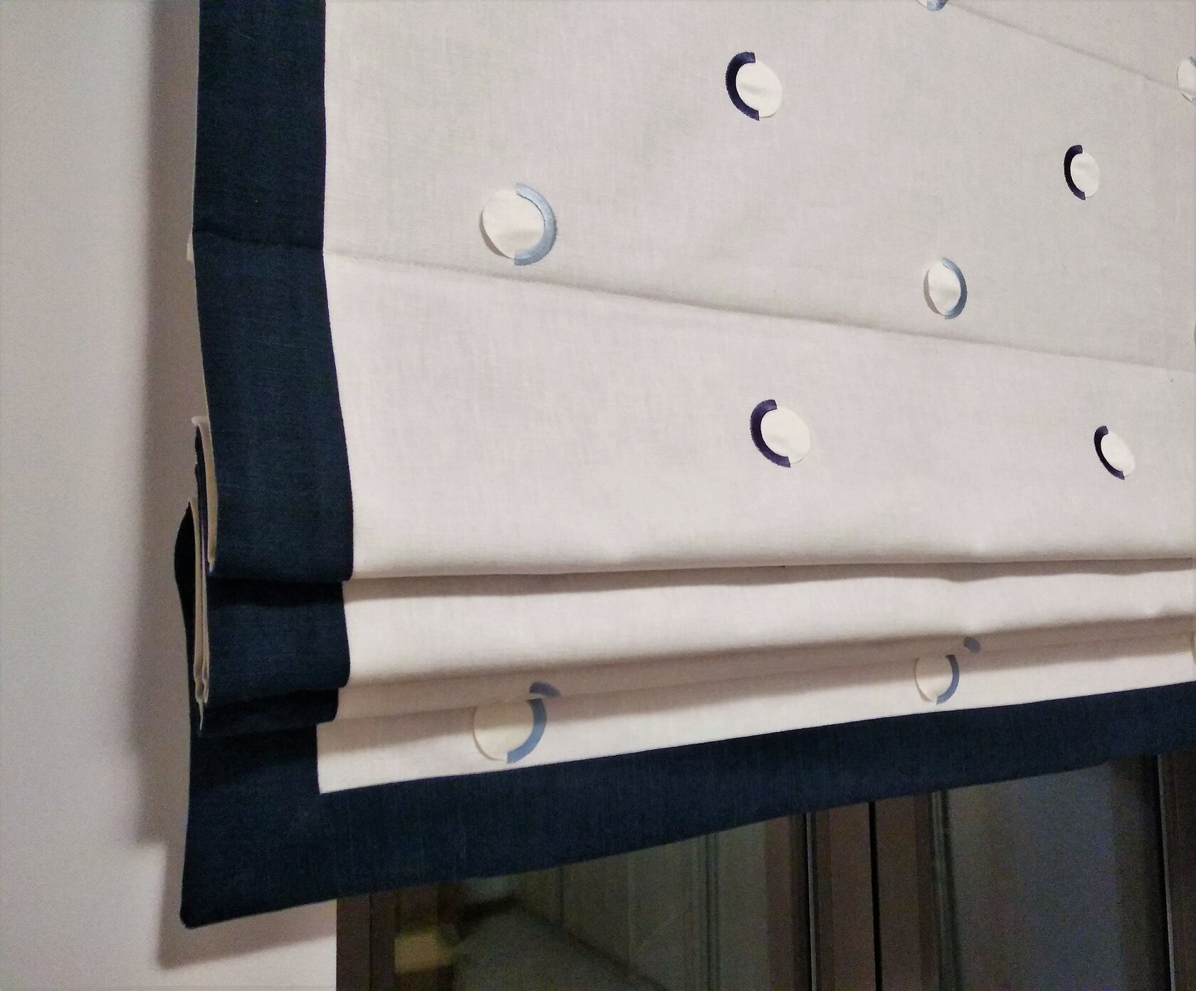 Римские шторы для детской из плотной ткани