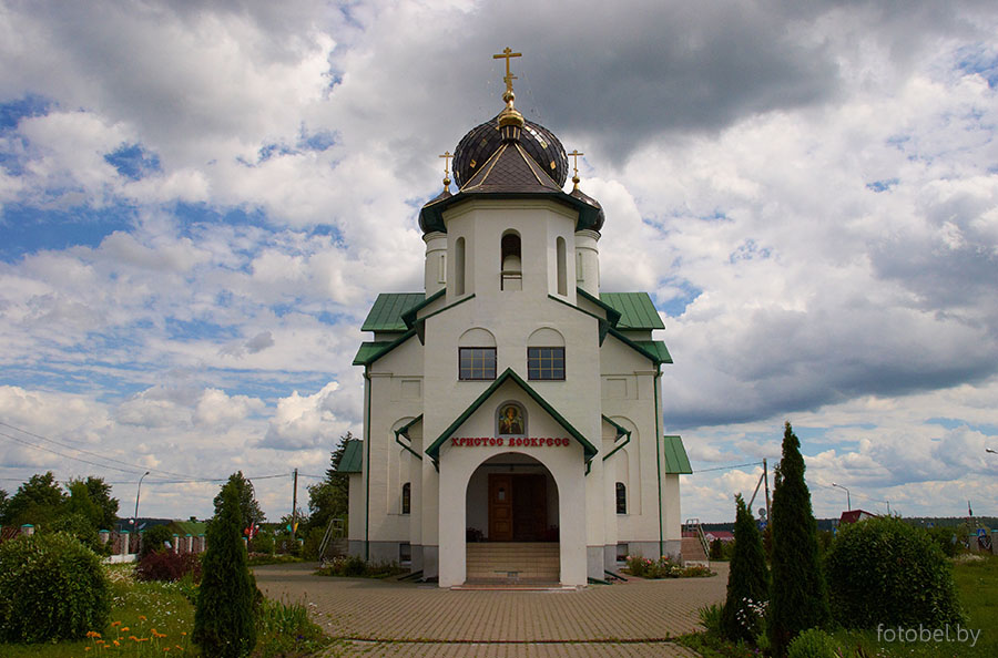 Никольский храм в Березино