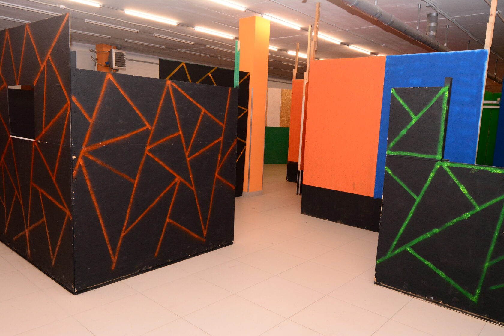 Закрытая площадка