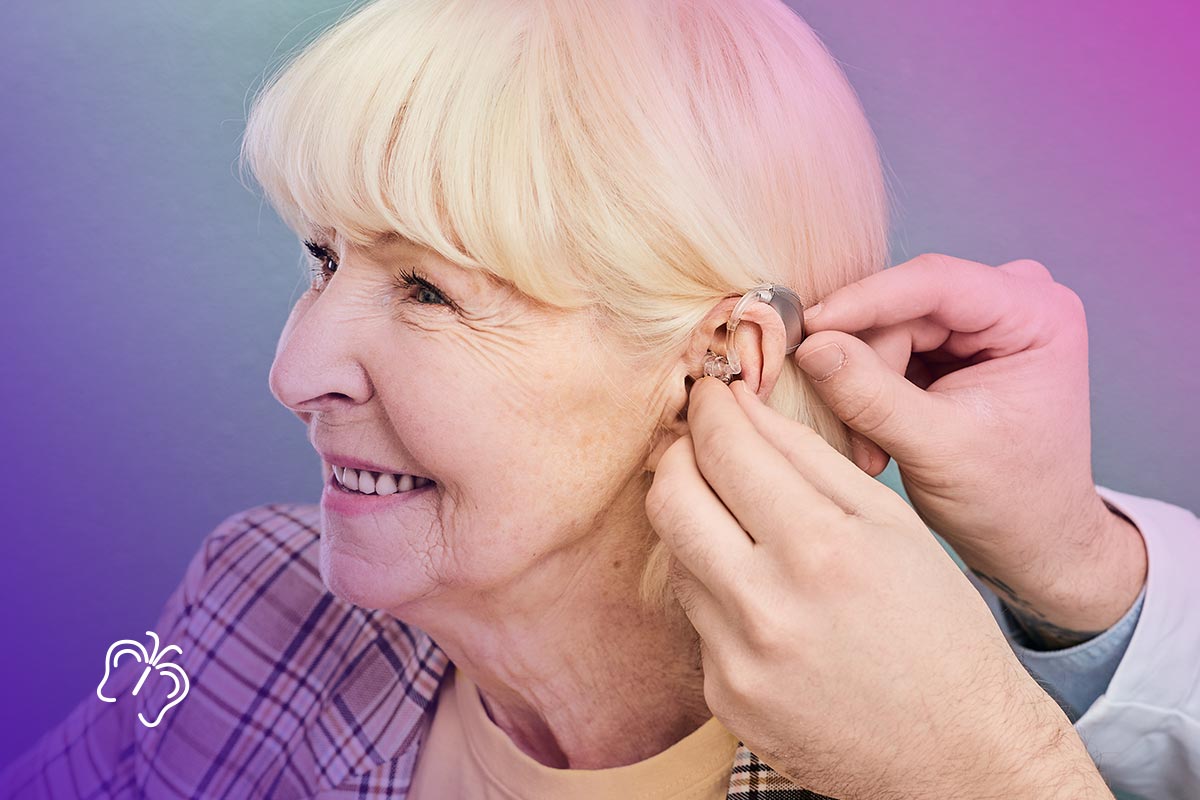 слуховые аппараты для пожилых людей