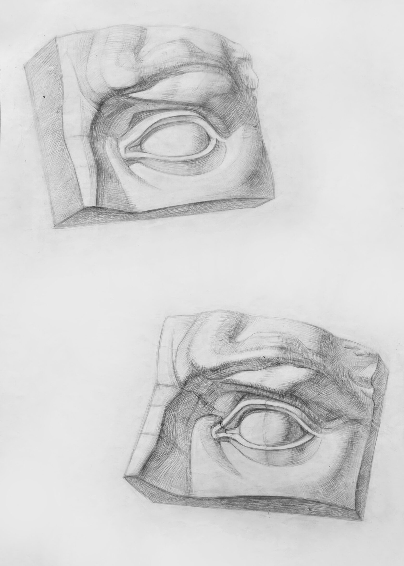 Рисунок глаза в двух положениях