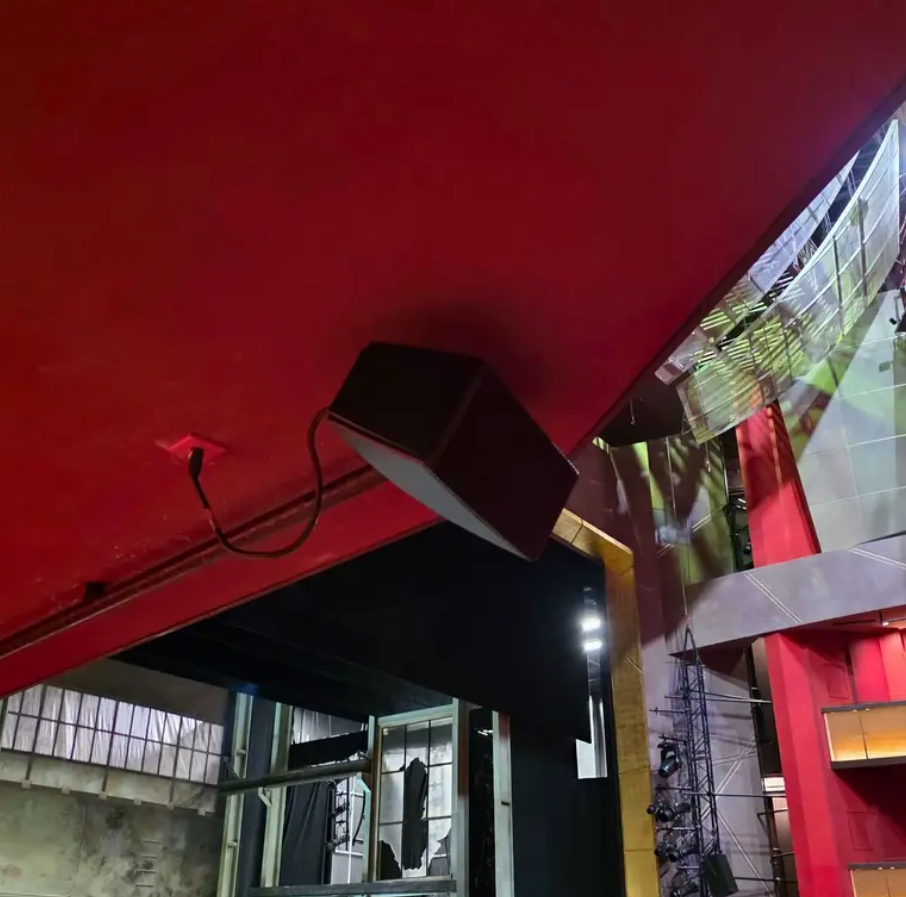 Колонки d&b audiotechnik U-series в театре Bord Gáis Energy в Дублине