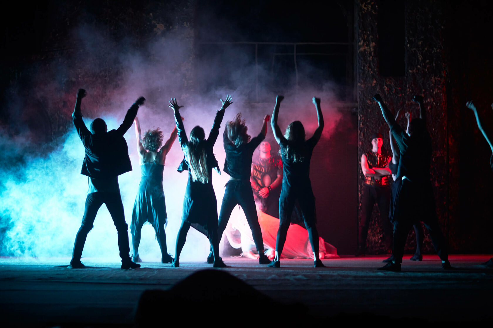 Суперстар музыкальное. Суперзвезда. Лобода суперзвезда клип. Суперзвезды музыки. Суперзвезда исполнители.